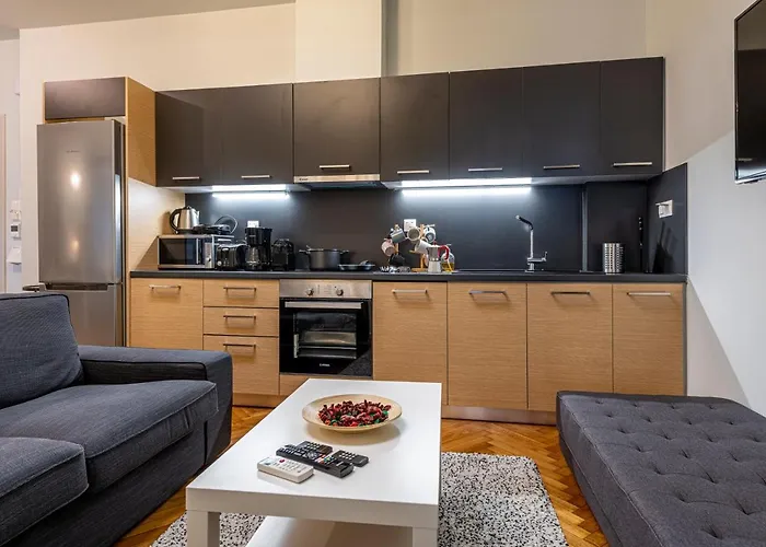 Modern 5Bd Apartment In The Heart Of Athens